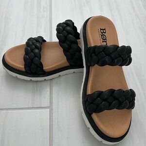 Born Freesia Sandal Black size 6